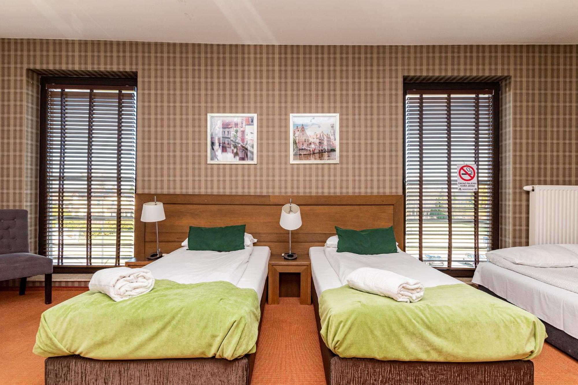 Hotel Willowa ルブリン エクステリア 写真