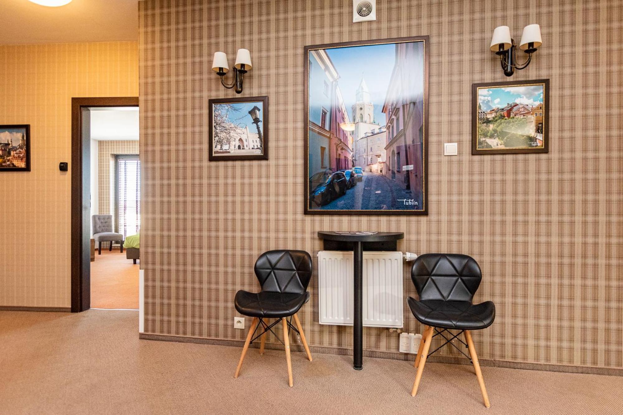 Hotel Willowa ルブリン エクステリア 写真