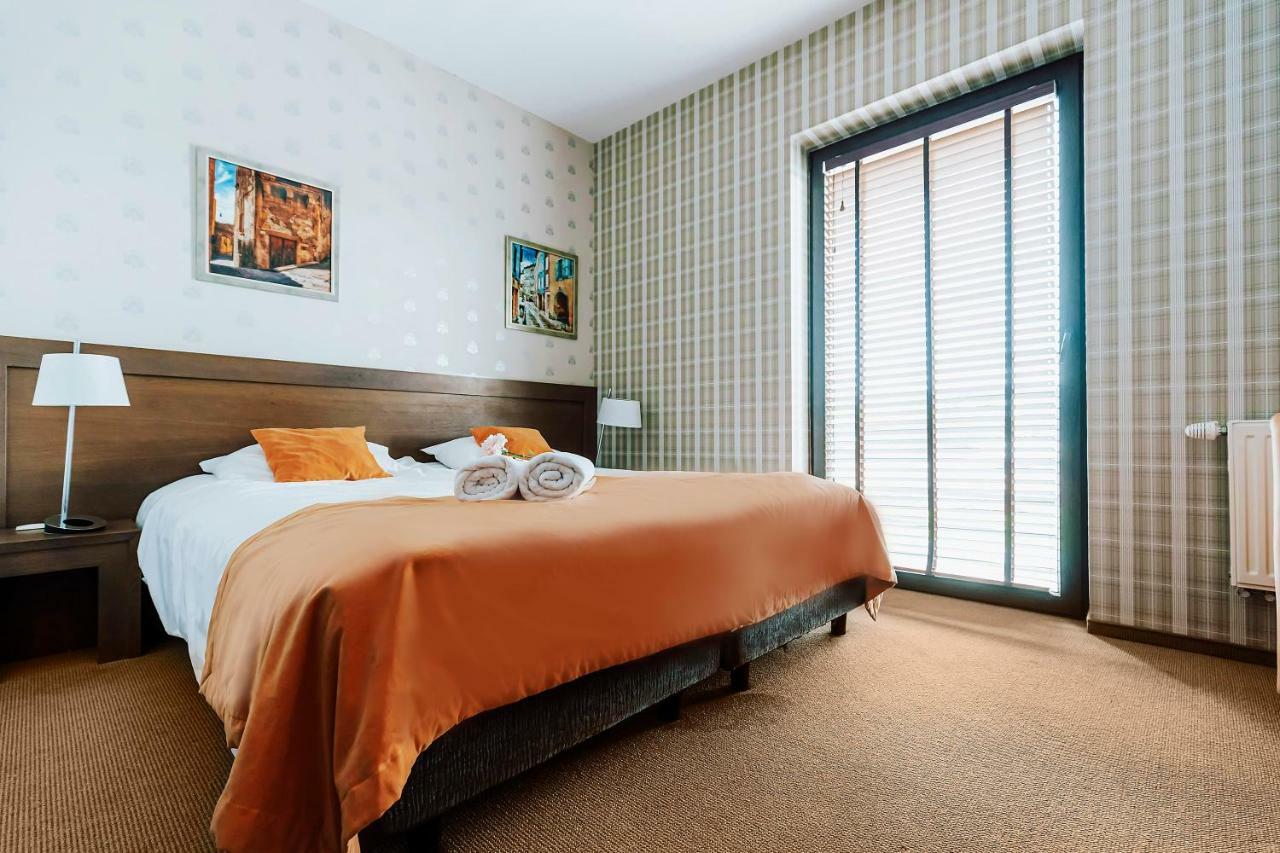 Hotel Willowa ルブリン エクステリア 写真