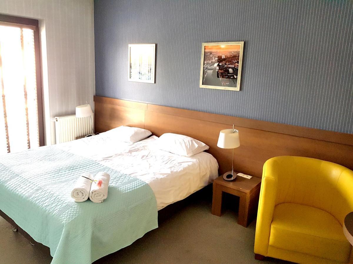 Hotel Willowa ルブリン エクステリア 写真