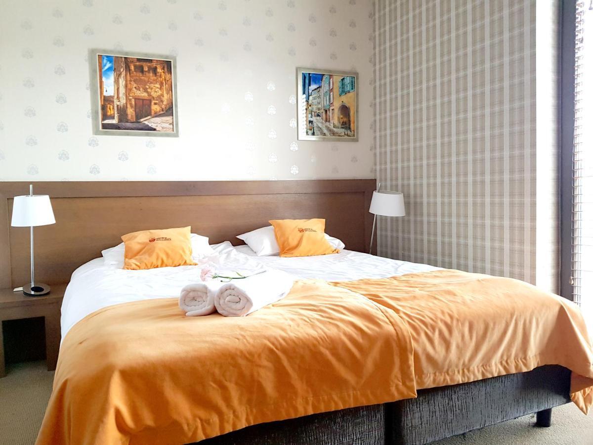 Hotel Willowa ルブリン エクステリア 写真