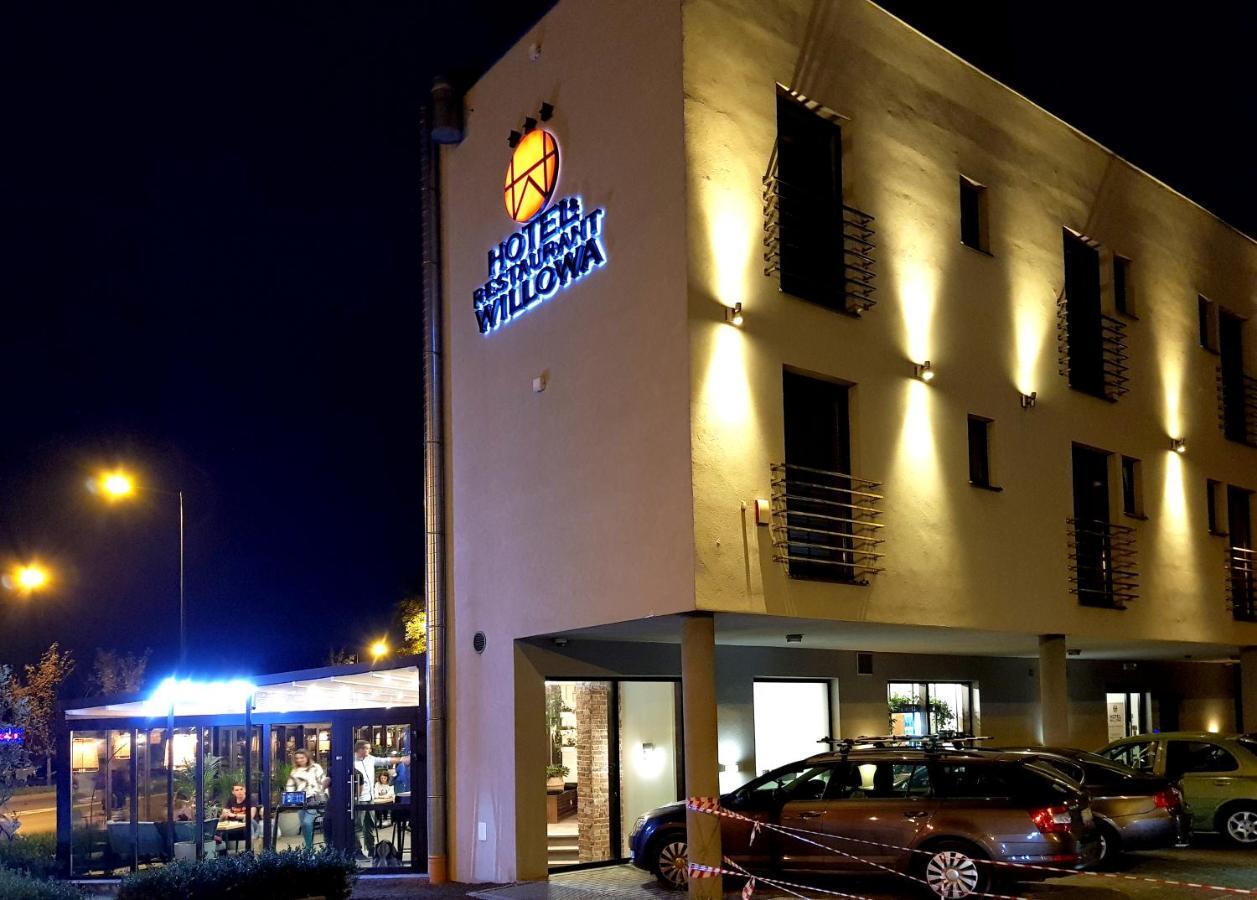Hotel Willowa ルブリン エクステリア 写真