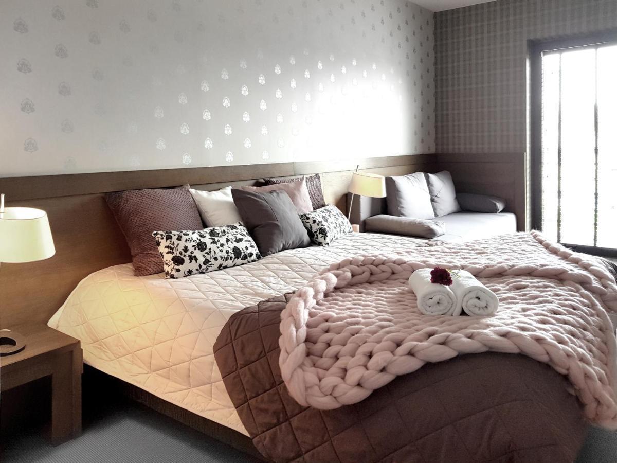 Hotel Willowa ルブリン エクステリア 写真
