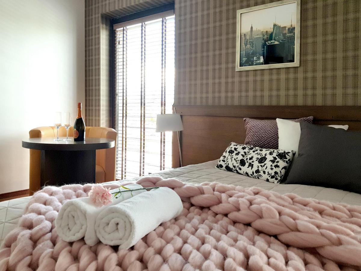 Hotel Willowa ルブリン エクステリア 写真