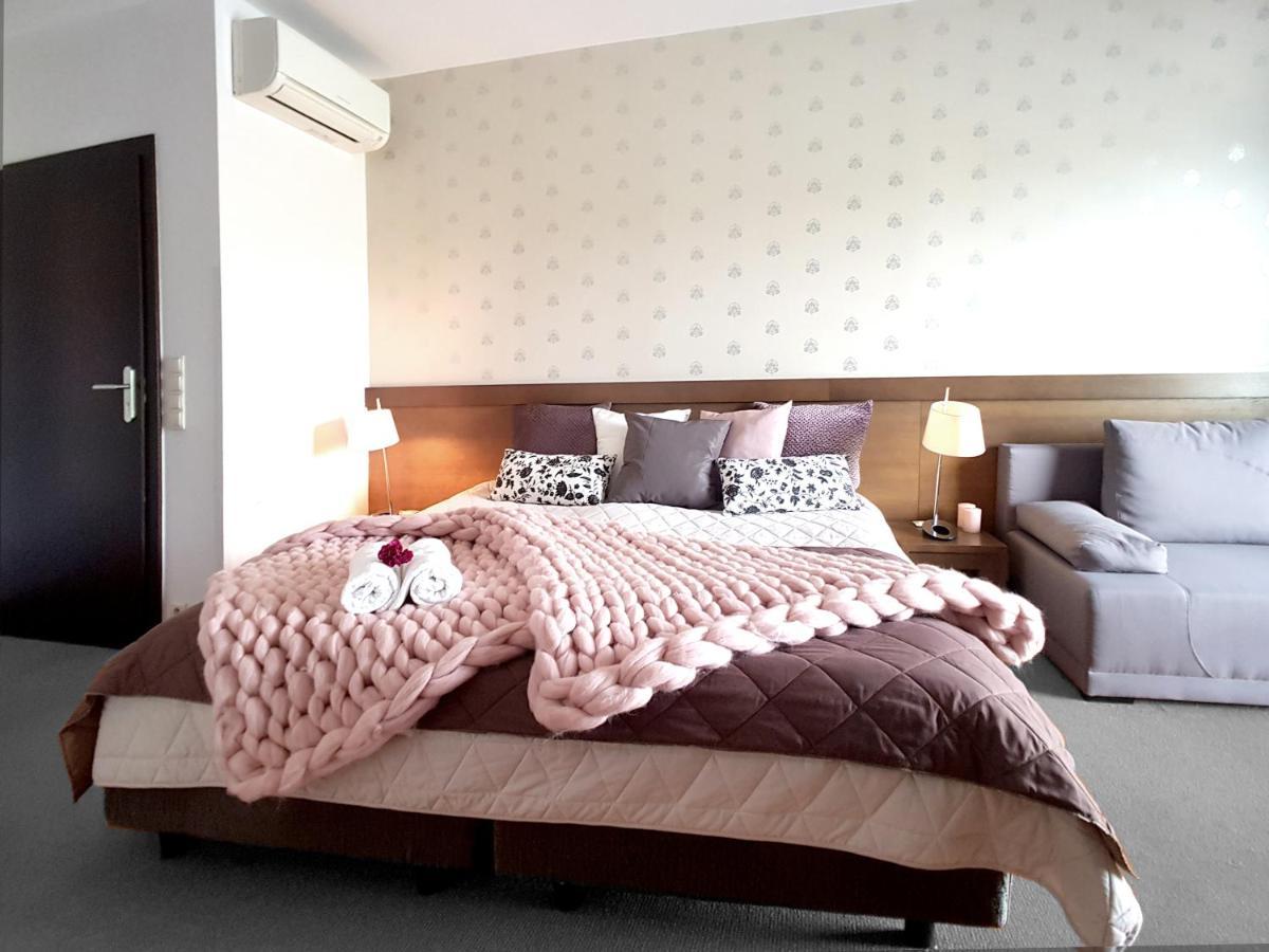 Hotel Willowa ルブリン エクステリア 写真